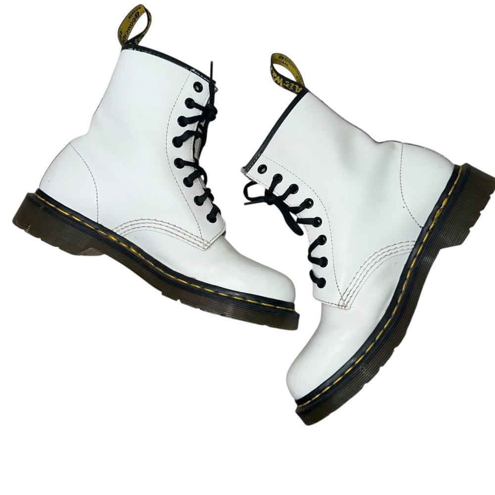 Dr. Martens 1460 Smooth Leather White Lace Up Boots Women's Size (9) 11821
